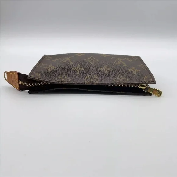 Louis Vuitton Pouch - Picture 13 of 13